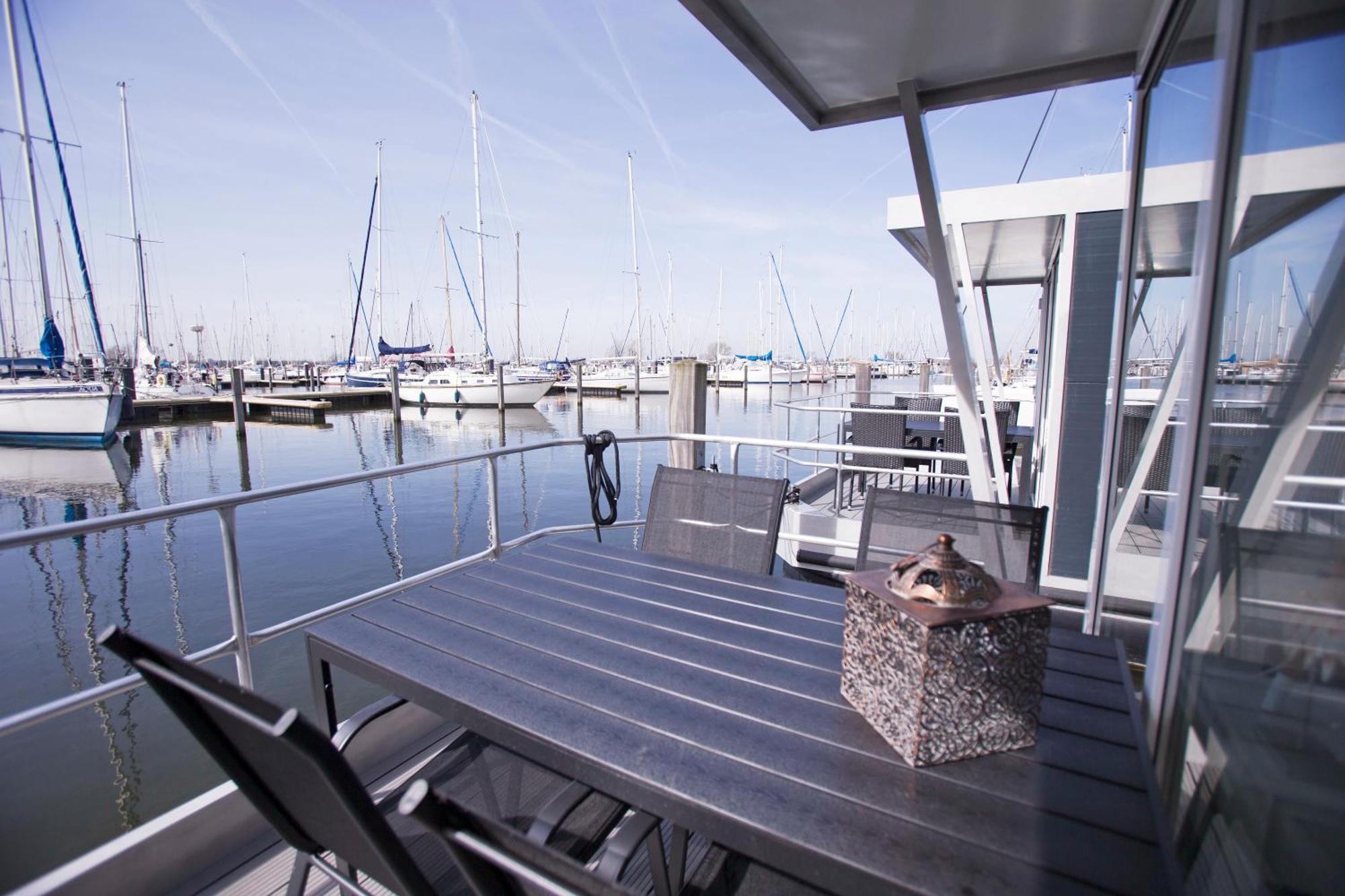 Marinaparcs Almere Eksteriør billede